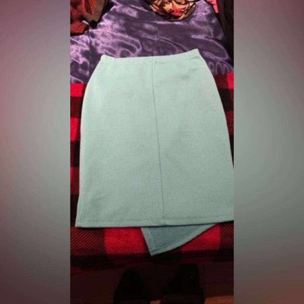 Skirt - Picture 4 of 7